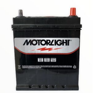 Batería MOTORLIGHT 35AMP 320 CCA NS40ZL para vehículos.